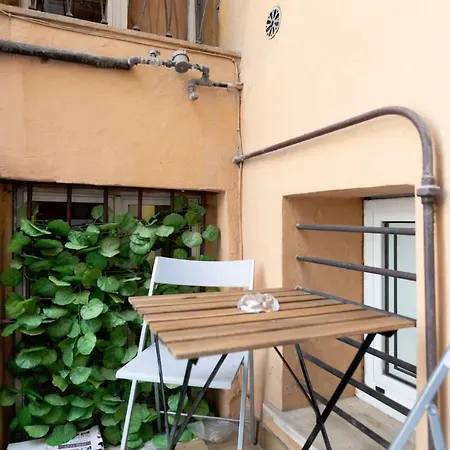 Apartment Trevi White
